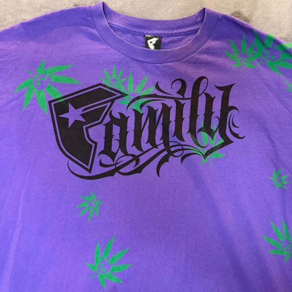 Famous-stars-straps Men's multi T-shirt